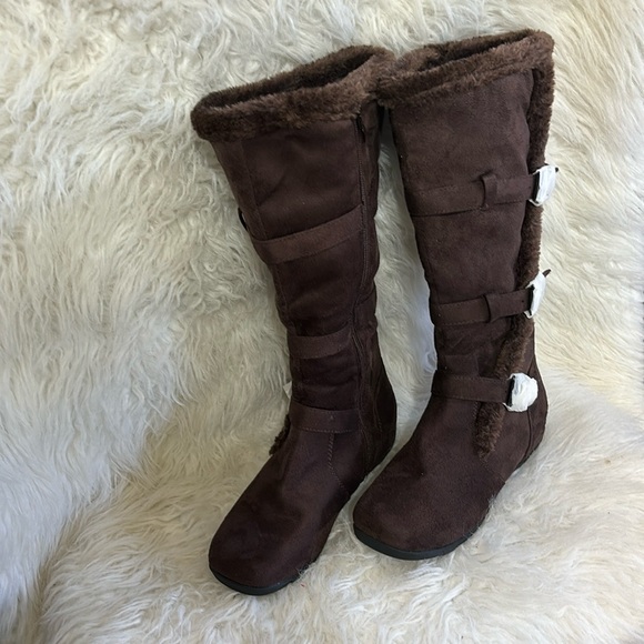 Wanted wedge Boots - Picture 2 of 9